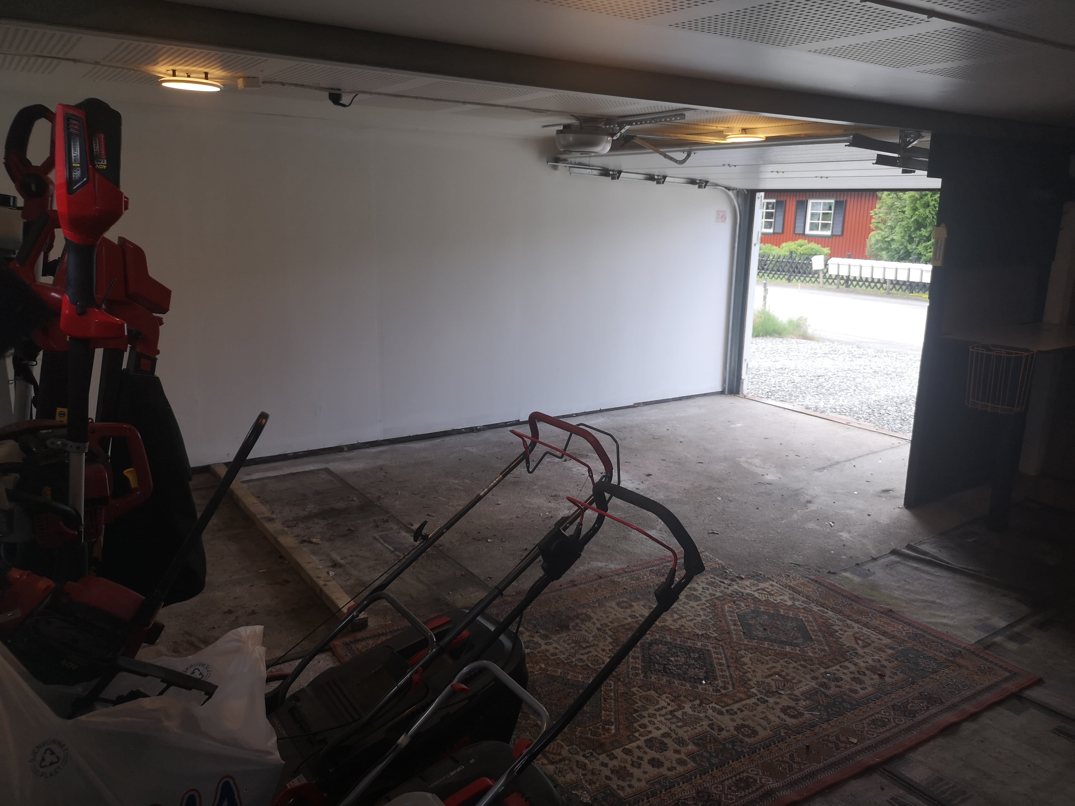 Solrik, praktisk villa centralt i Töcksfors