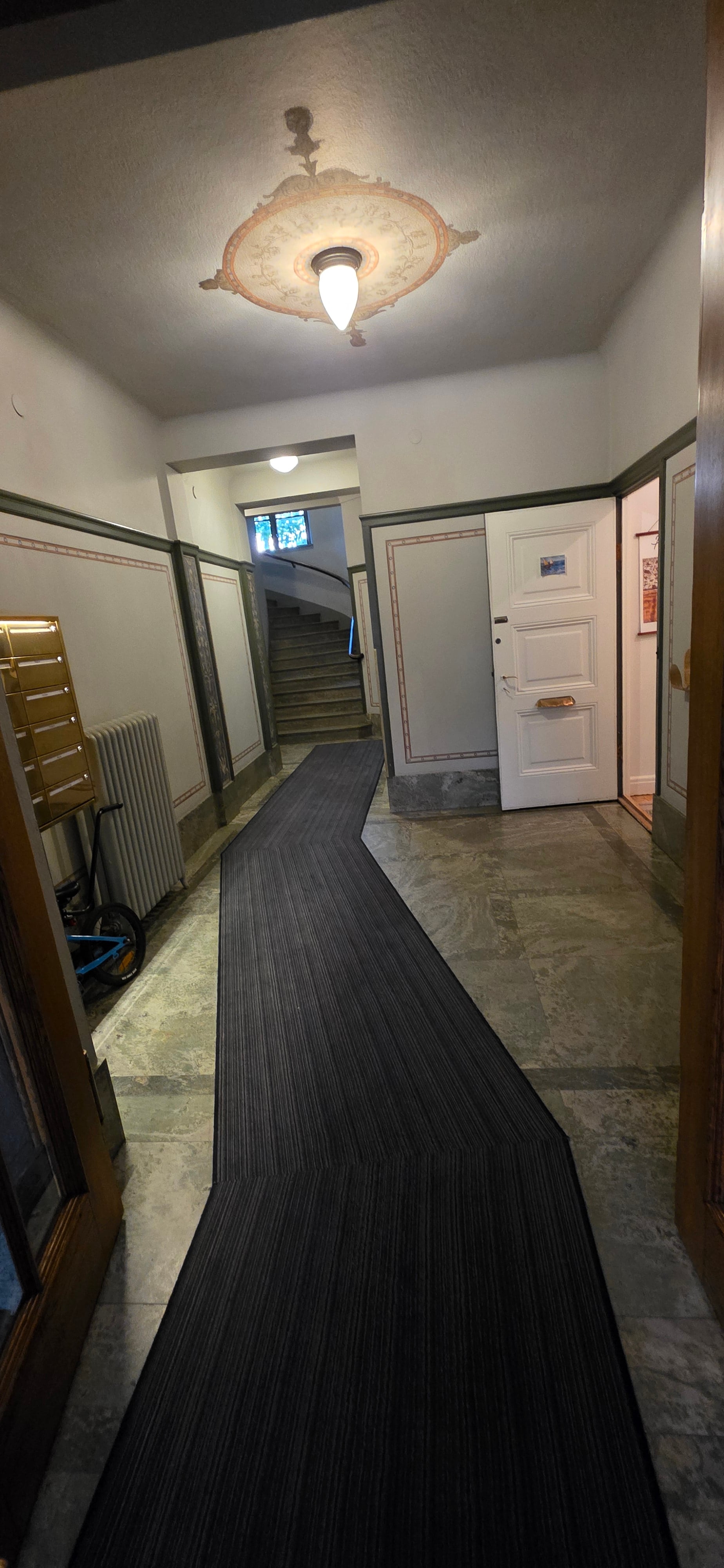 Charmig etta på Östermalm nära Humlegården