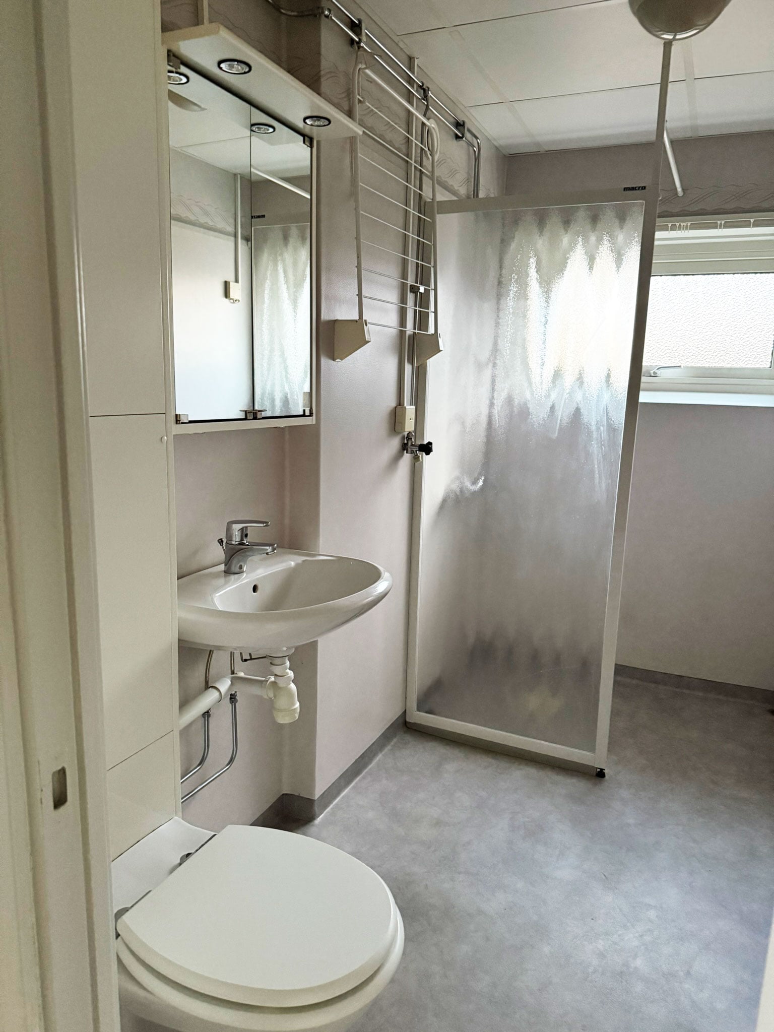 Ljus och fin 2:a om 68 m² med balkong – centralt i Hagfors