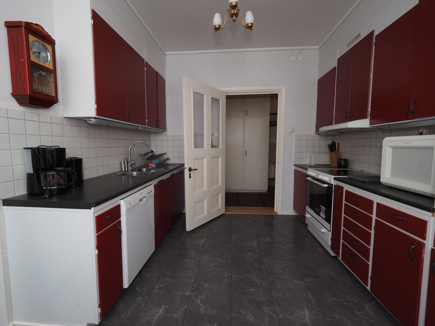 Charmig lägenhet i Charmigt villaområde i Utbymäs. 100 m2, 3 ROK