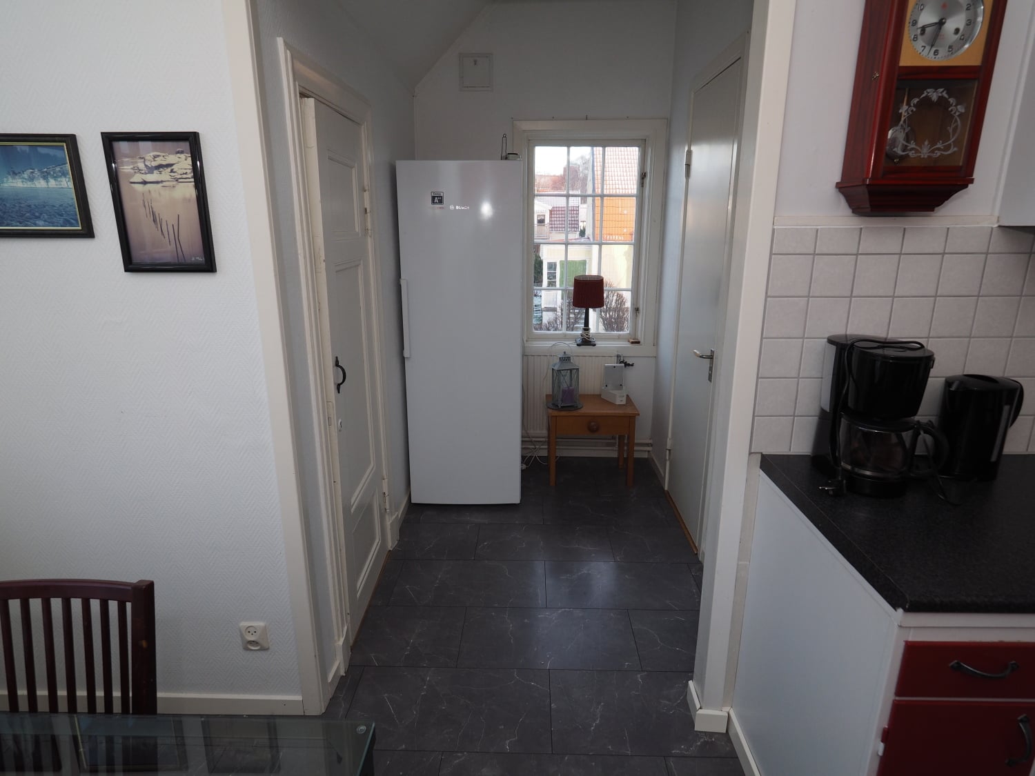Charmig lägenhet i Charmigt villaområde i Utbymäs. 100 m2, 3 ROK